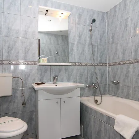 Гостевой дом Vila Palace C&m *